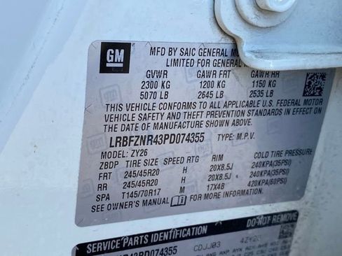 Certified 2023 Buick Envision Essence w/ Sport Touring Package image 26