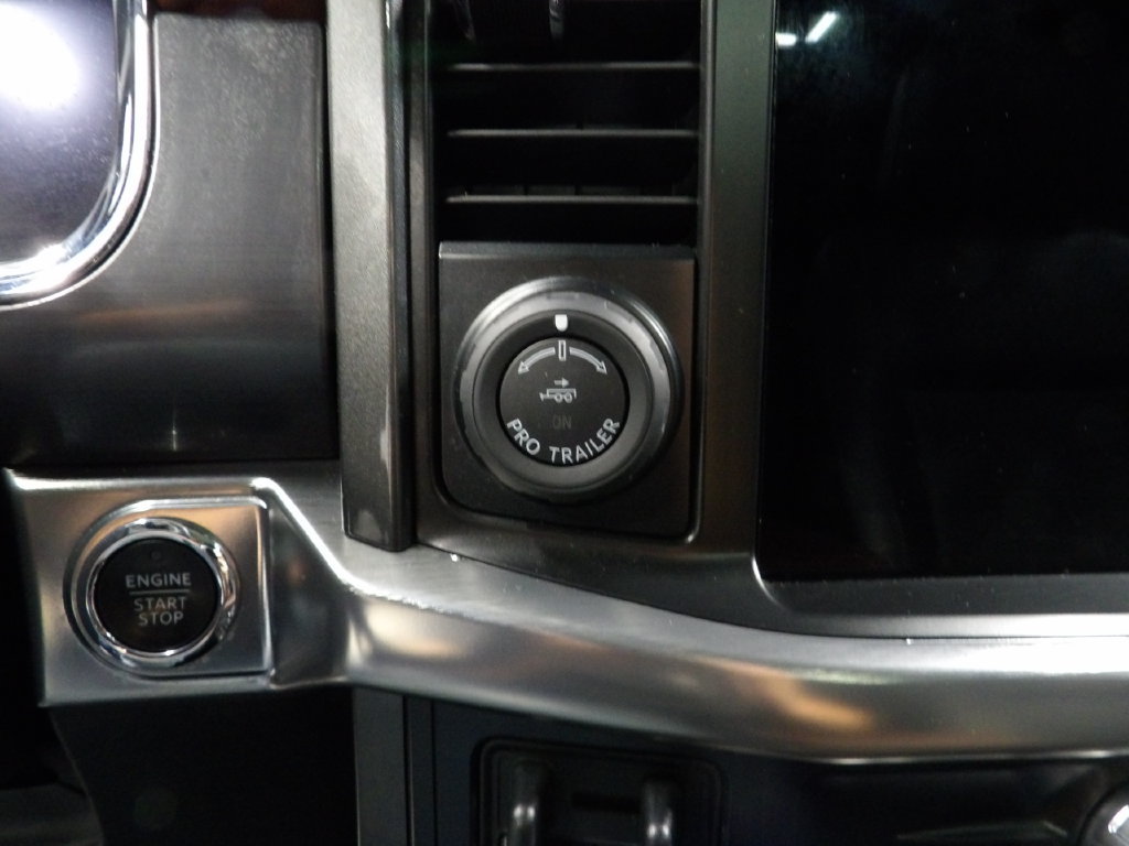 Used 2023 Ford F150 Lariat w/ Equipment Group 502A High AWD/4WD image 58