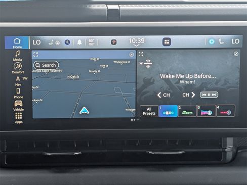 Used 2025 Jeep Wrangler Unlimited Rubicon w/ Technology Group image 17