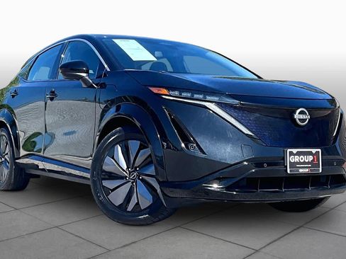 Used 2023 Nissan Ariya FWD image 2