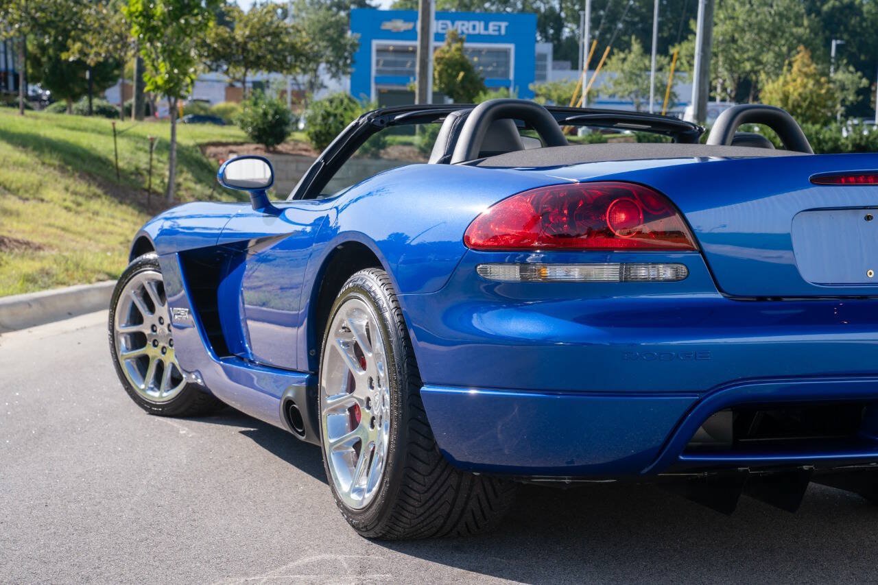 Used 2006 Dodge Viper SRT-10 RWD image 9