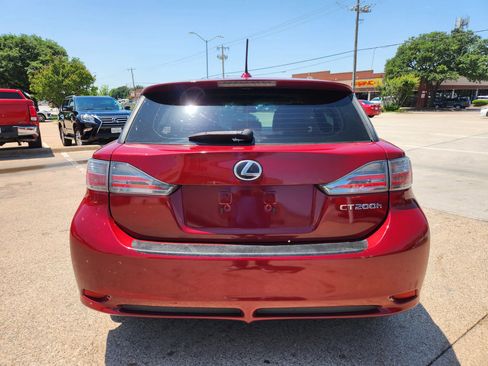 Used 2013 Lexus CT 200h FWD image 4