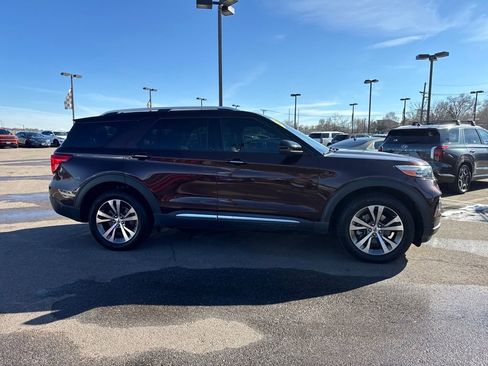Used 2020 Ford Explorer Platinum image 9