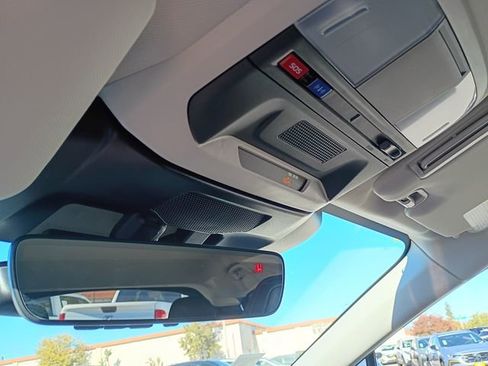 New 2026 Subaru Crosstrek 2.5i Limited w/ Crosstrek Mirror Package image 27