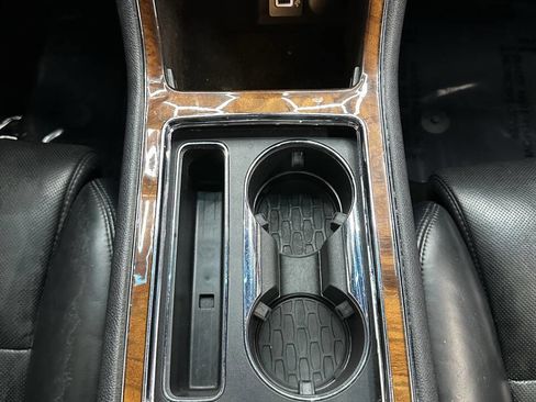 Used 2017 Lincoln Continental Select w/ Climate Package image 27