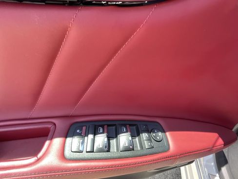 Used 2022 Maserati Quattroporte Modena RWD image 23