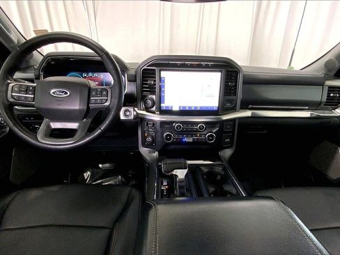 Certified 2022 Ford F150 Lariat w/ Equipment Group 502A High image 15