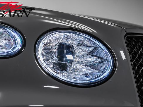 Used 2022 Bentley Bentayga image 10