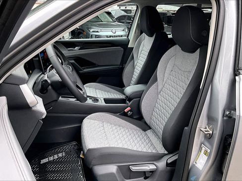 New 2026 Volkswagen Tiguan S FWD image 9