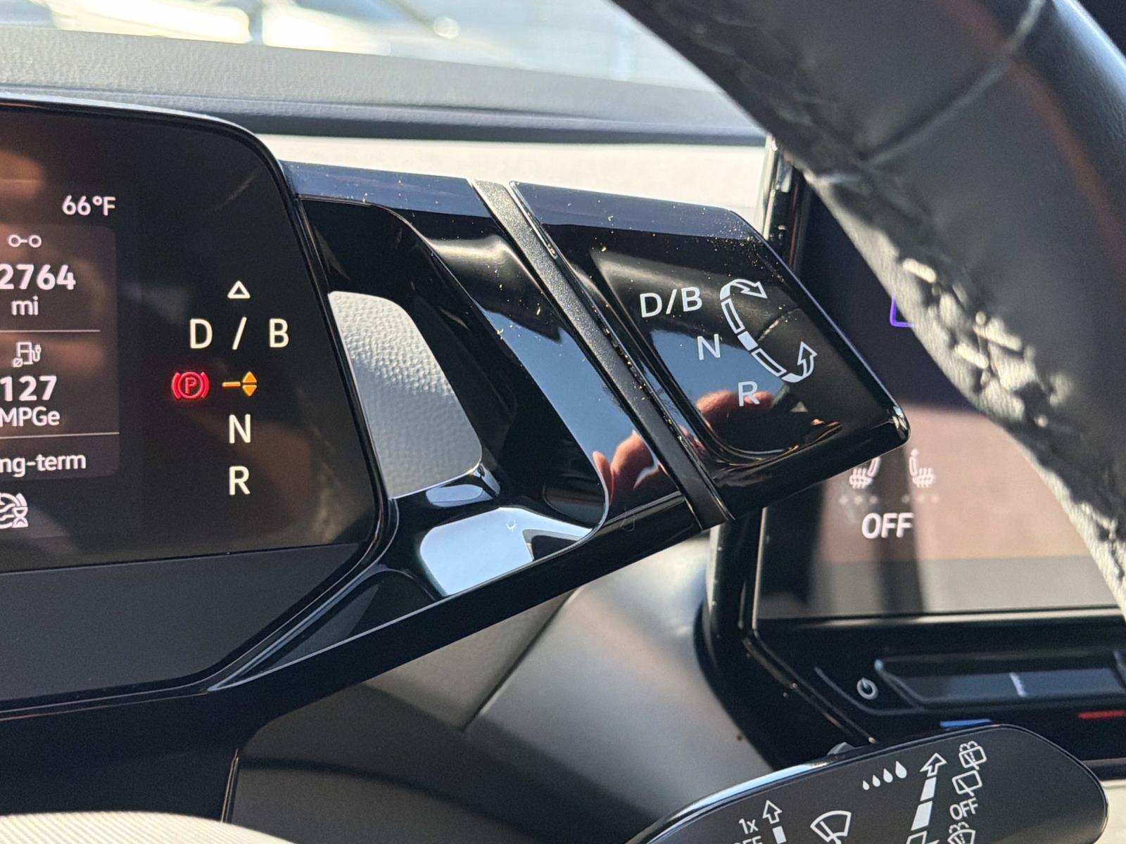 Certified 2023 Volkswagen ID.4 Pro RWD image 22