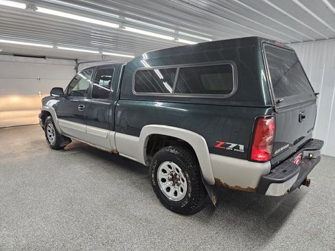 Used 2005 Chevrolet Silverado 1500 4x4 Extended Cab w/ Light Duty Power Package image 3