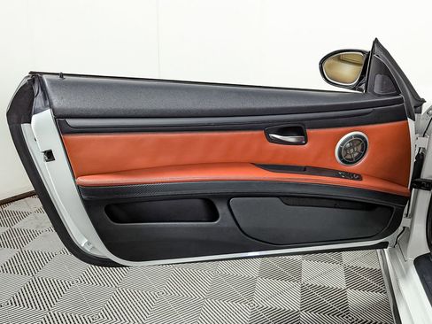 Used 2011 BMW M3 Coupe image 13