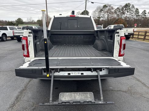 Used 2022 Ford F150 Lariat w/ Equipment Group 502A High image 21