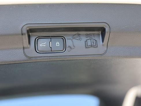 Used 2023 Ford Explorer XLT w/ Equipment Group 202A image 15