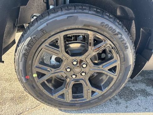 New 2026 Ford Maverick XLT w/ Equipment Group 301A AWD/4WD image 23