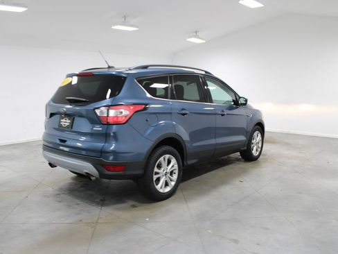 Used 2018 Ford Escape SE image 10