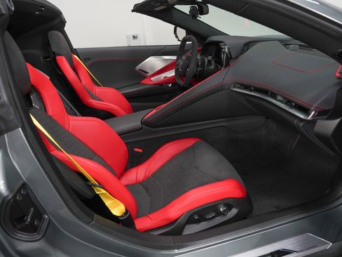 Used 2023 Chevrolet Corvette Stingray Preferred Cpe w/ 2LT RWD image 27