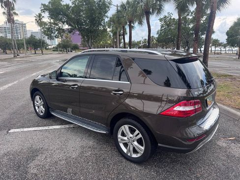 Used 2013 Mercedes-Benz ML 350 2WD image 18