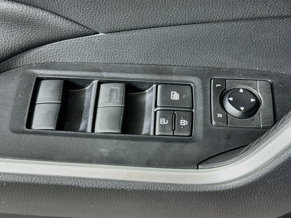Used 2019 Toyota RAV4 LE w/ All Weather Liner Package AWD/4WD image 13
