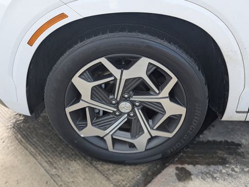 Used 2022 Hyundai Palisade Calligraphy image 17