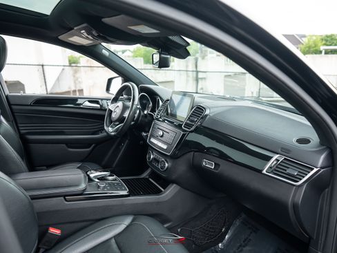 Used 2017 Mercedes-Benz GLE 43 AMG 4MATIC Coupe w/ Premium 3 Package image 15