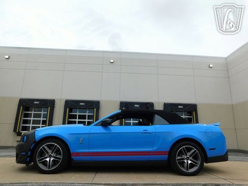 Used 2010 Ford Mustang Shelby GT500 image 18