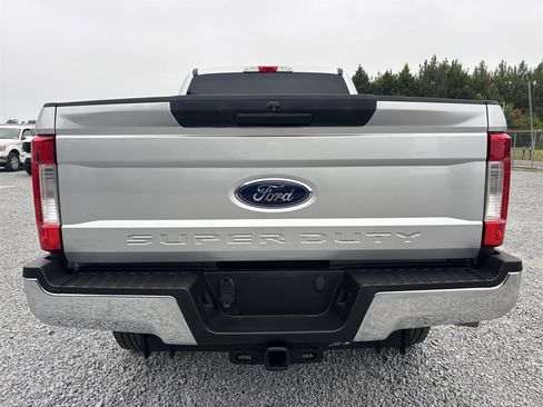 Used 2019 Ford F250 XLT AWD/4WD image 6
