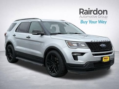 Used 2018 Ford Explorer Sport image 1