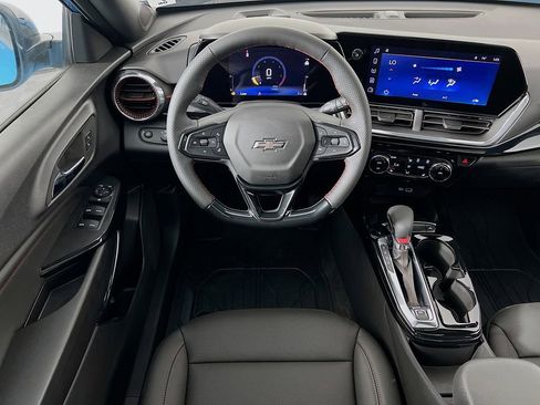 New 2026 Chevrolet Trax RS FWD image 22