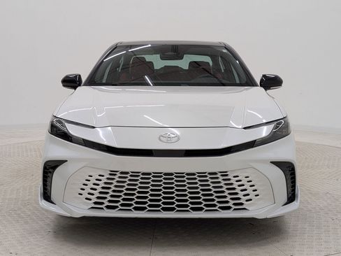 Used 2025 Toyota Camry XSE image 6
