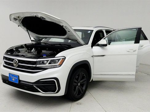 Used 2022 Volkswagen Atlas Cross Sport SEL R-Line image 10
