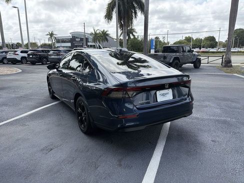 Used 2025 Honda Accord SE image 6