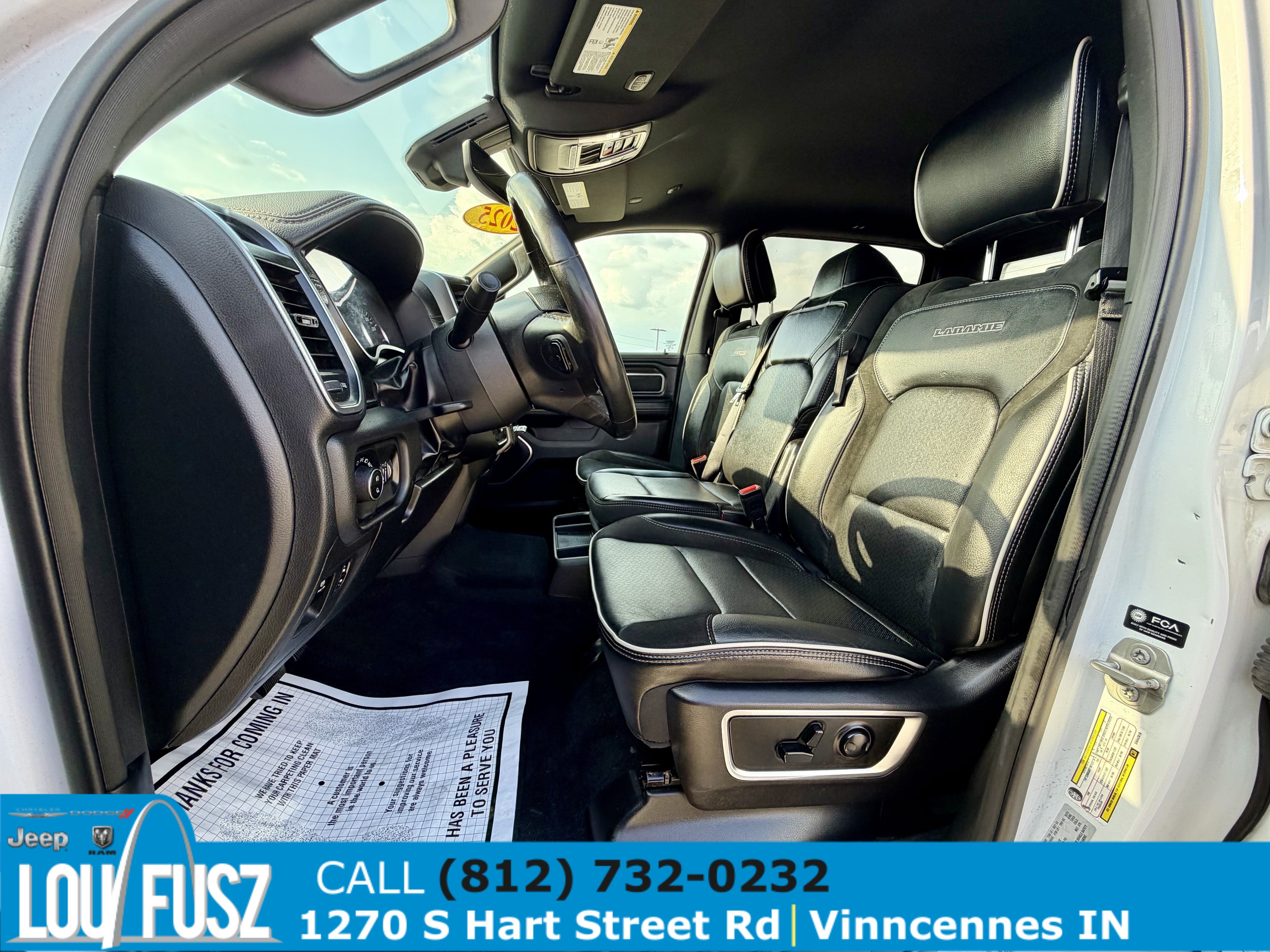 Used 2025 RAM 1500 Laramie AWD/4WD image 12