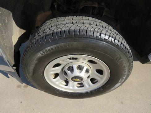 Used 2019 Chevrolet Silverado 2500 W/T image 7