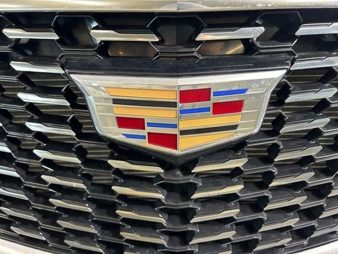Certified 2024 Cadillac XT5 Premium Luxury FWD image 33