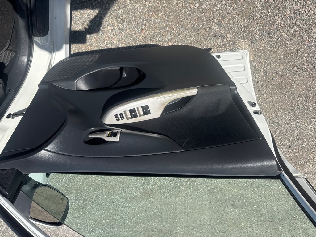 Used 2013 Toyota Corolla S FWD image 25