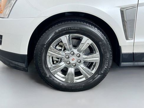 Used 2016 Cadillac SRX Luxury FWD image 11