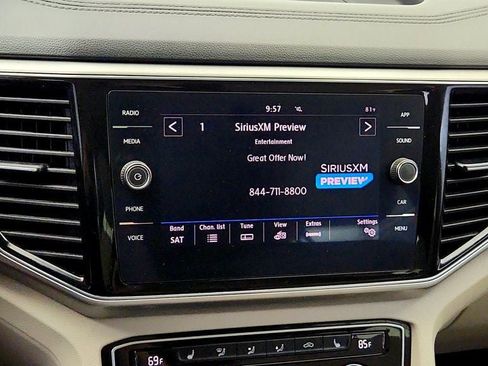 Used 2018 Volkswagen Atlas SEL FWD image 19