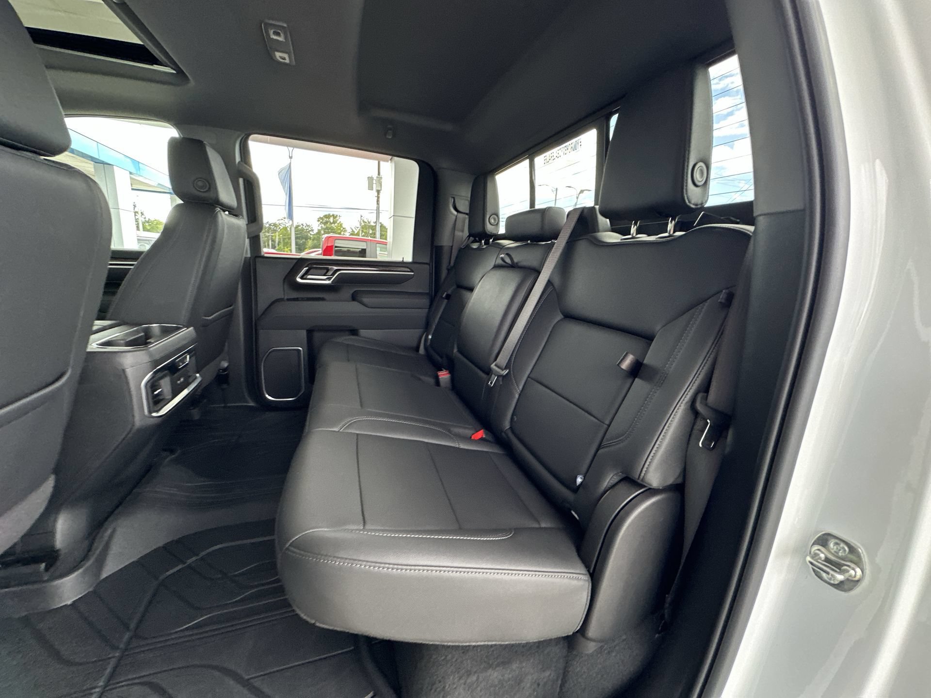 Used 2026 Chevrolet Silverado 3500 LTZ w/ LTZ Plus Package AWD/4WD image 26