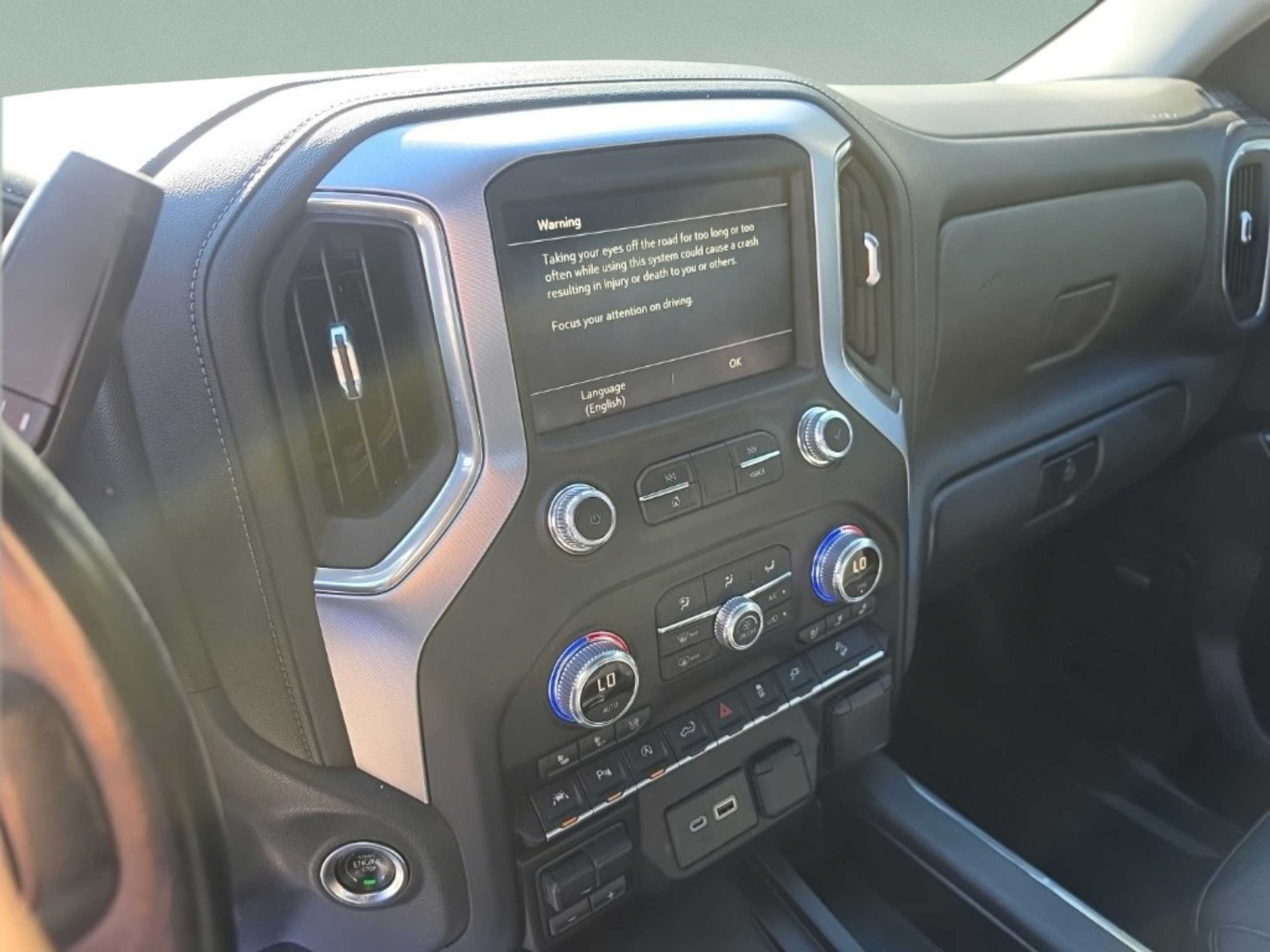 Used 2021 GMC Sierra 1500 SLT w/ SLT Premium Plus Package AWD/4WD image 22