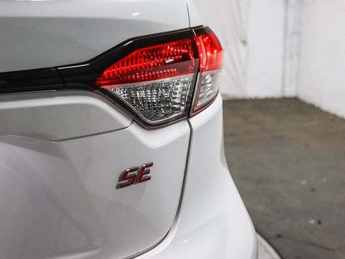 Certified 2022 Toyota Corolla SE FWD image 13