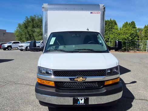 New 2026 Chevrolet Express 3500 w/ Power Convenience Package RWD image 29