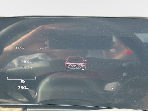 Used 2025 Audi Q5 Premium Plus w/ Premium Plus image 11