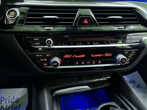 Used 2017 BMW 540i xDrive AWD/4WD image 23