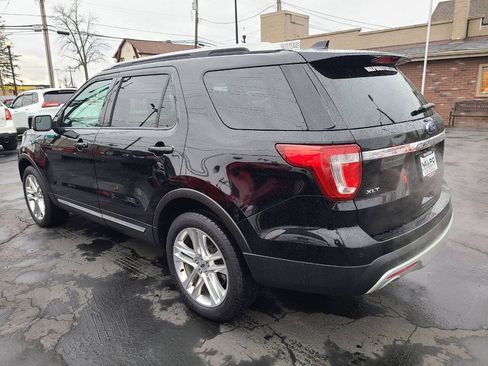 Used 2016 Ford Explorer XLT AWD/4WD image 7