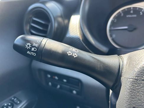 Used 2020 Nissan Kicks S FWD image 23