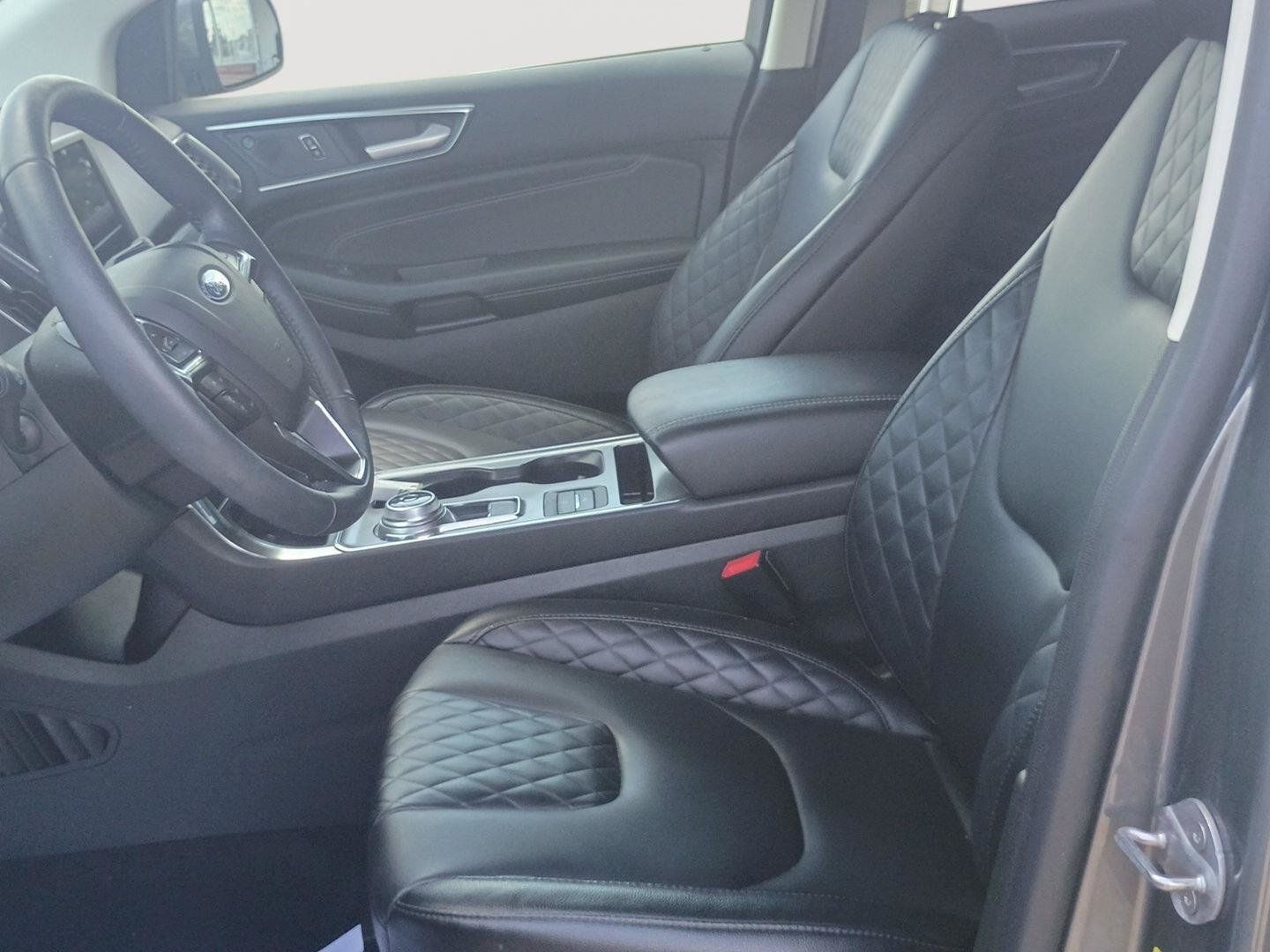 Used 2024 Ford Edge Titanium AWD/4WD image 9