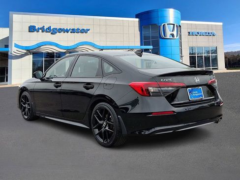 Used 2024 Honda Civic Sport image 4