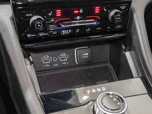 Certified 2024 Jeep Grand Cherokee Altitude AWD/4WD image 21