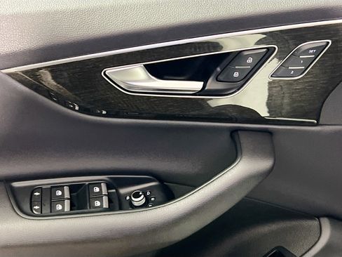 Used 2021 Audi Q7 3.0T Premium Plus image 16